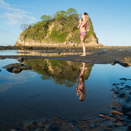 Driftwood Glamping & Boutique Hotel Playa Guiones エクステリア 写真