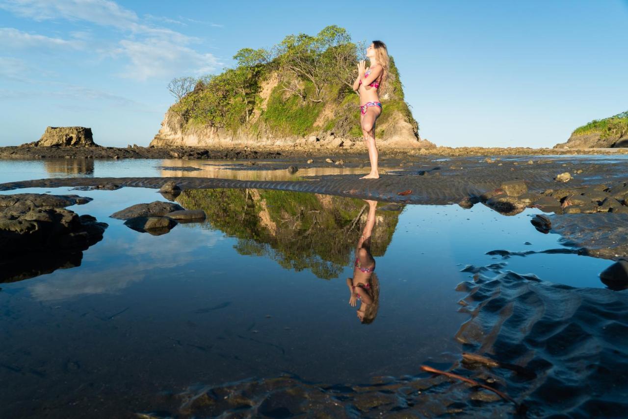 Driftwood Glamping & Boutique Hotel Playa Guiones エクステリア 写真